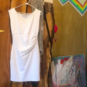 DVF White Sleeveless Bodycon Sheath Dress EUC 10